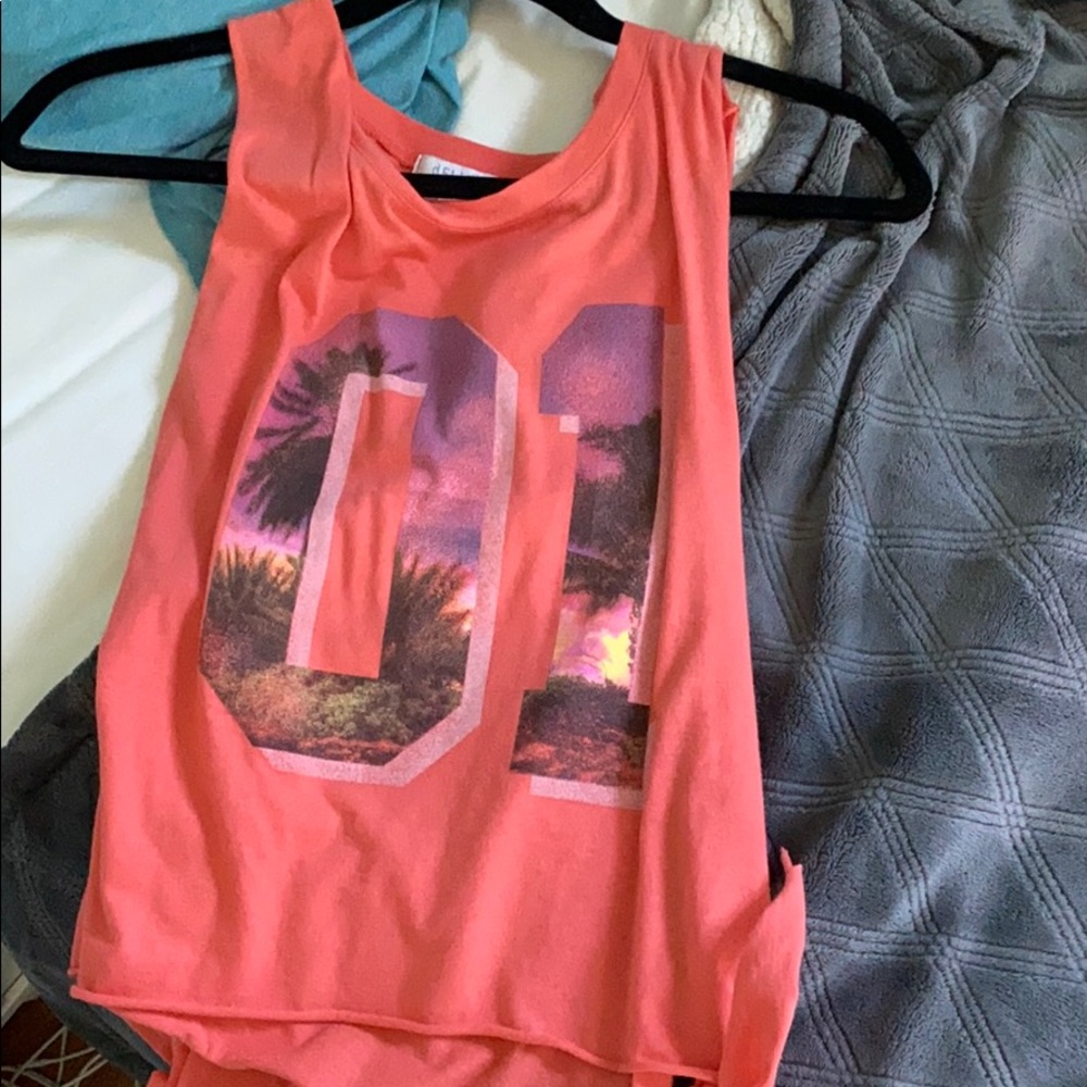All size mediums - Picture 3 of 3